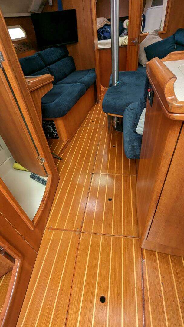 2002 Hunter 326 - Image 17