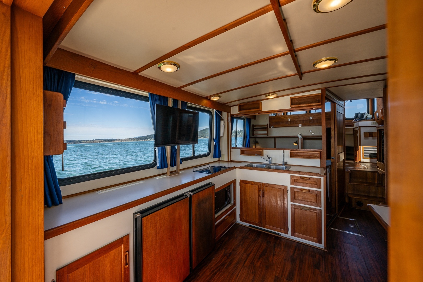 1999 Pacific Trawler 40 - Image 9