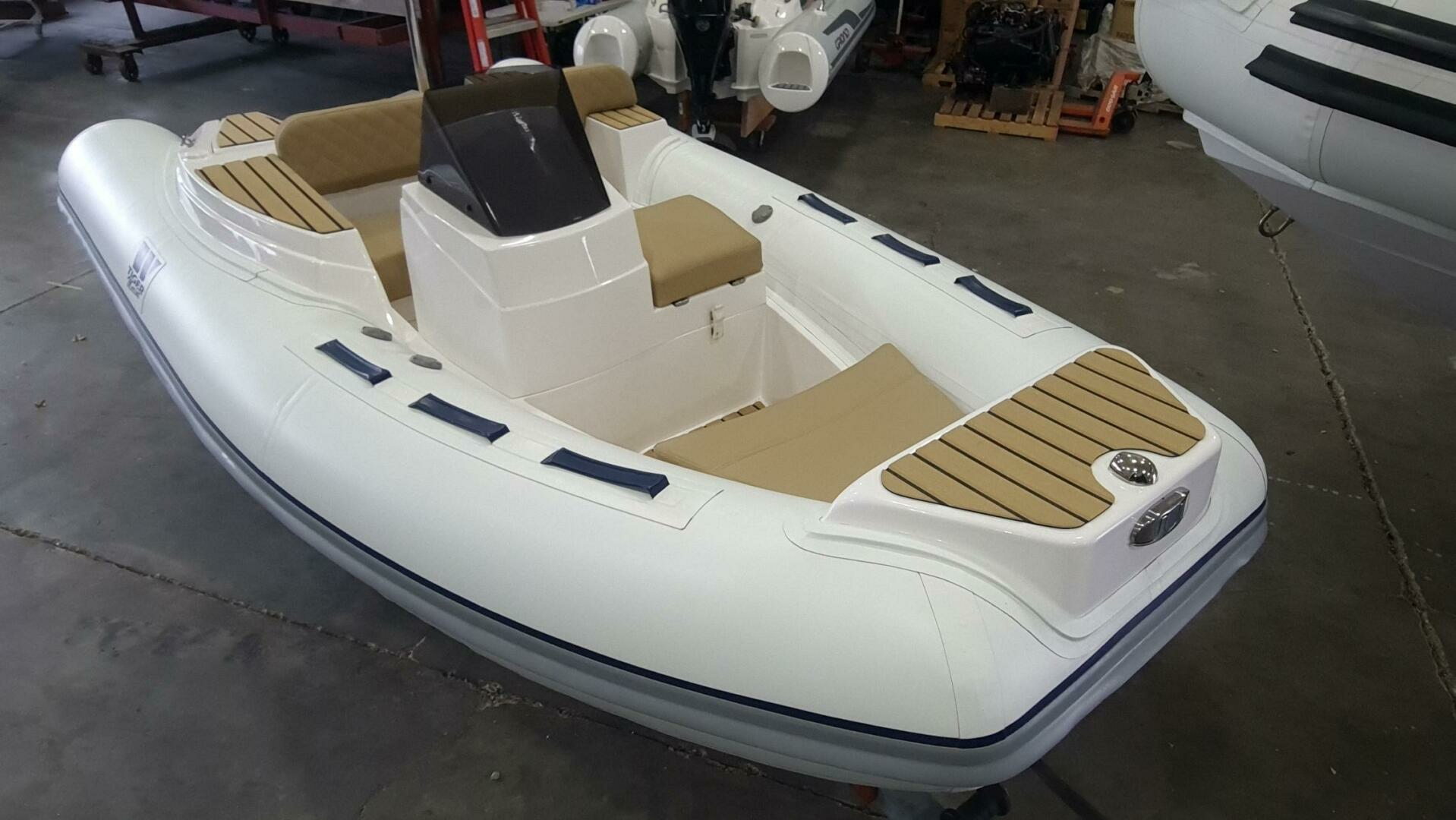 2023 Tiger Marine 370 Protender - Image 9