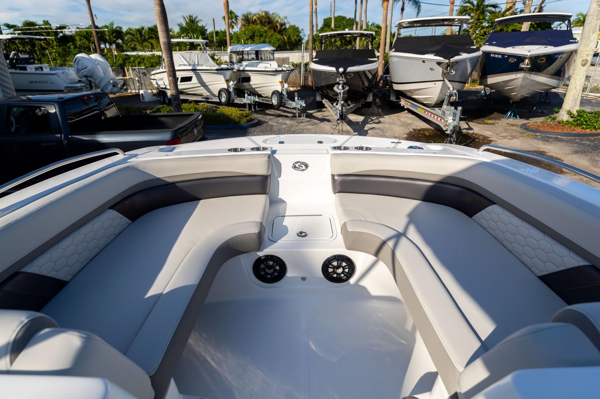 2024 Hurricane SunDeck Sport 192 RL OB - 24