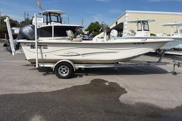 2019 Carolina Skiff 218 DLV