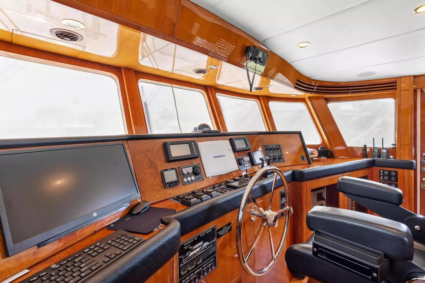 2006 Jefferson Starship Pilothouse - Image 20