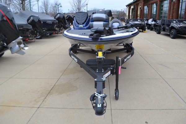 2025 Nitro Z17 boat on trailer, parked outdoors at dealership.