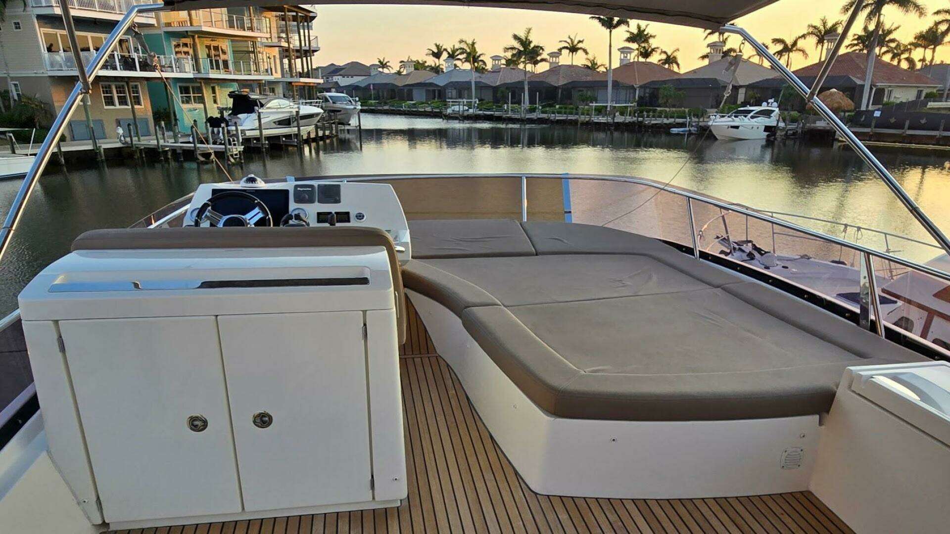 2013 Prestige 500 - Image 37