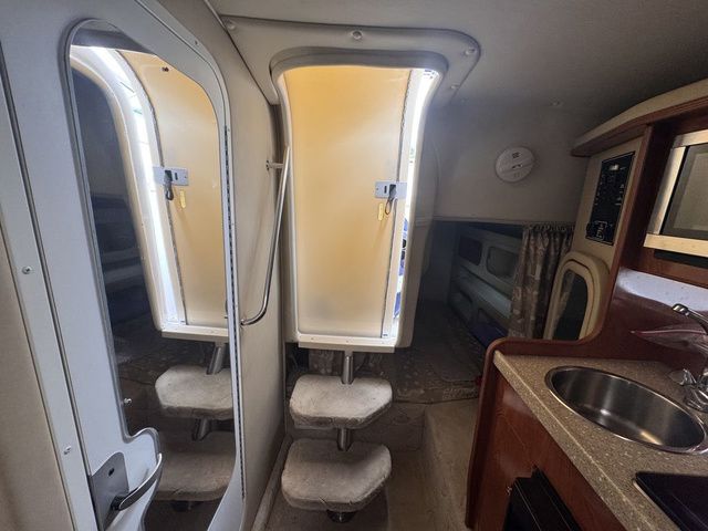 2005 Rinker Fiesta Vee 270 - 16