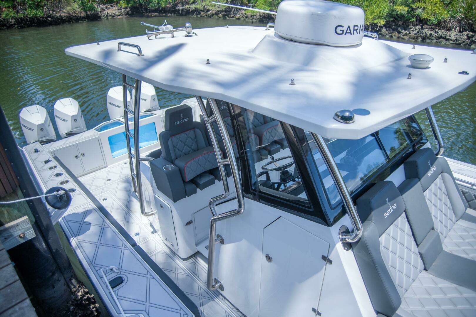 2025 Sedna 37 Open - Image 9