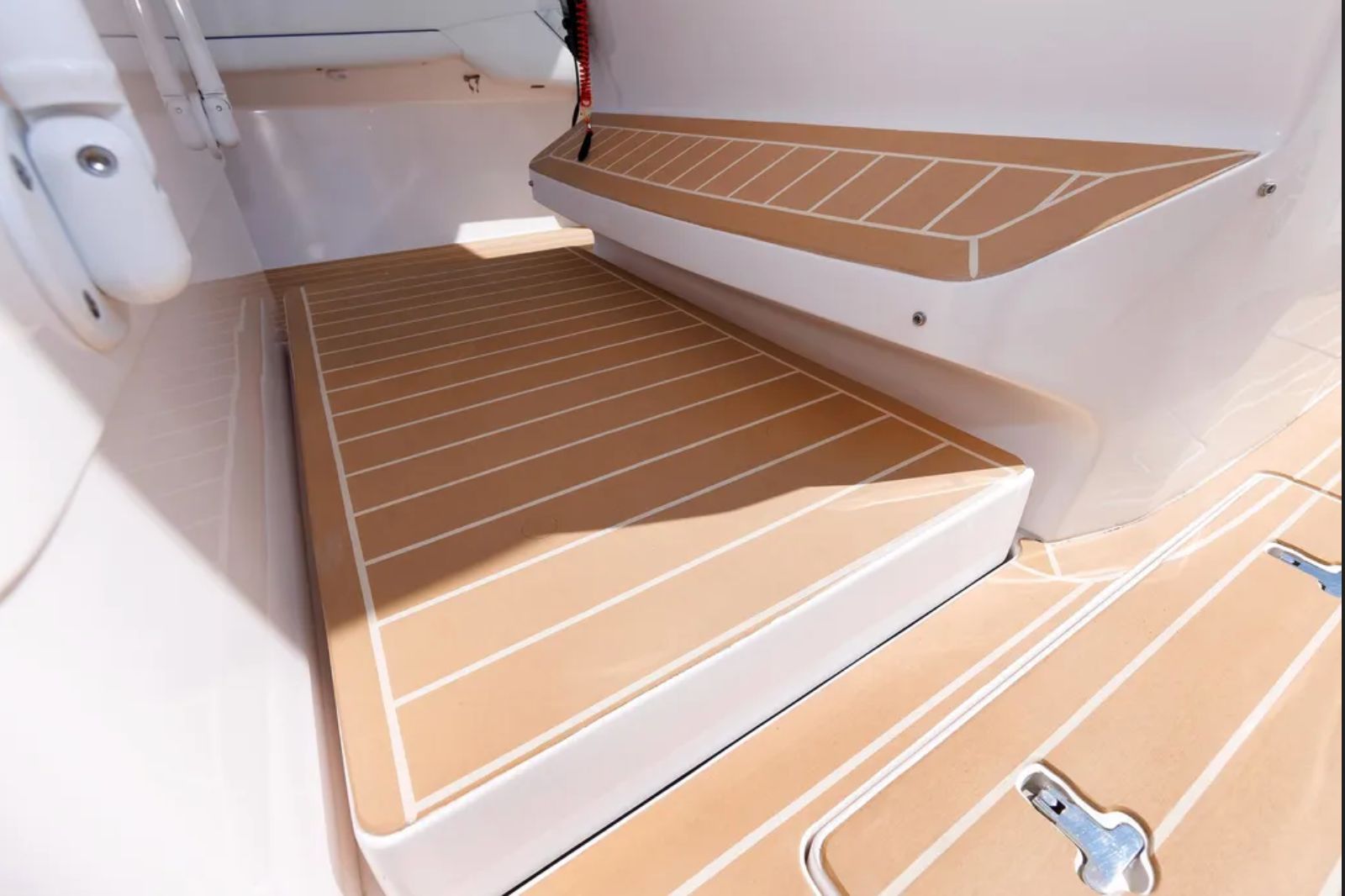 2022 Intrepid 375 Nomad SE - 13