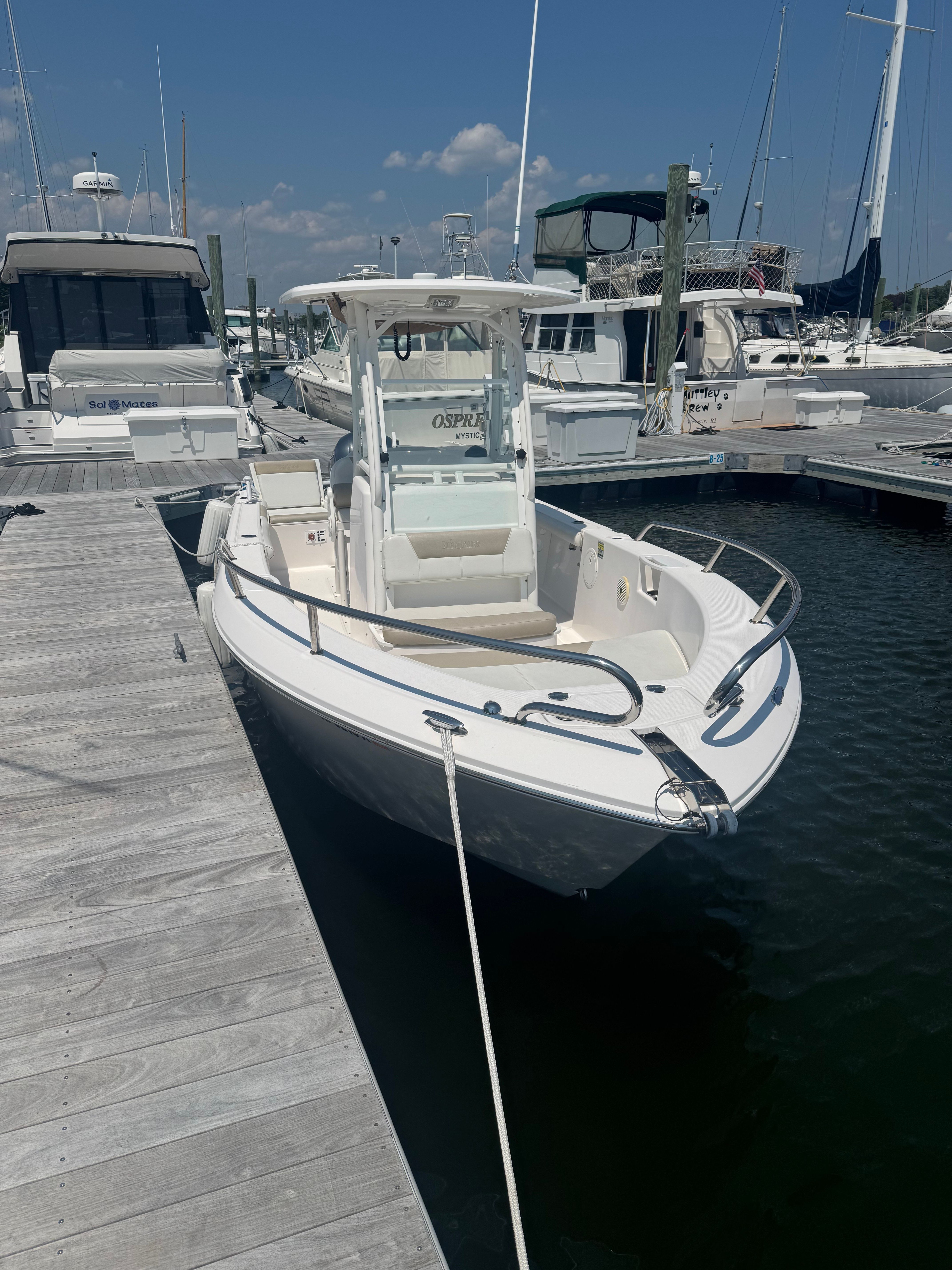 2013 Everglades 230 Center Console - 2