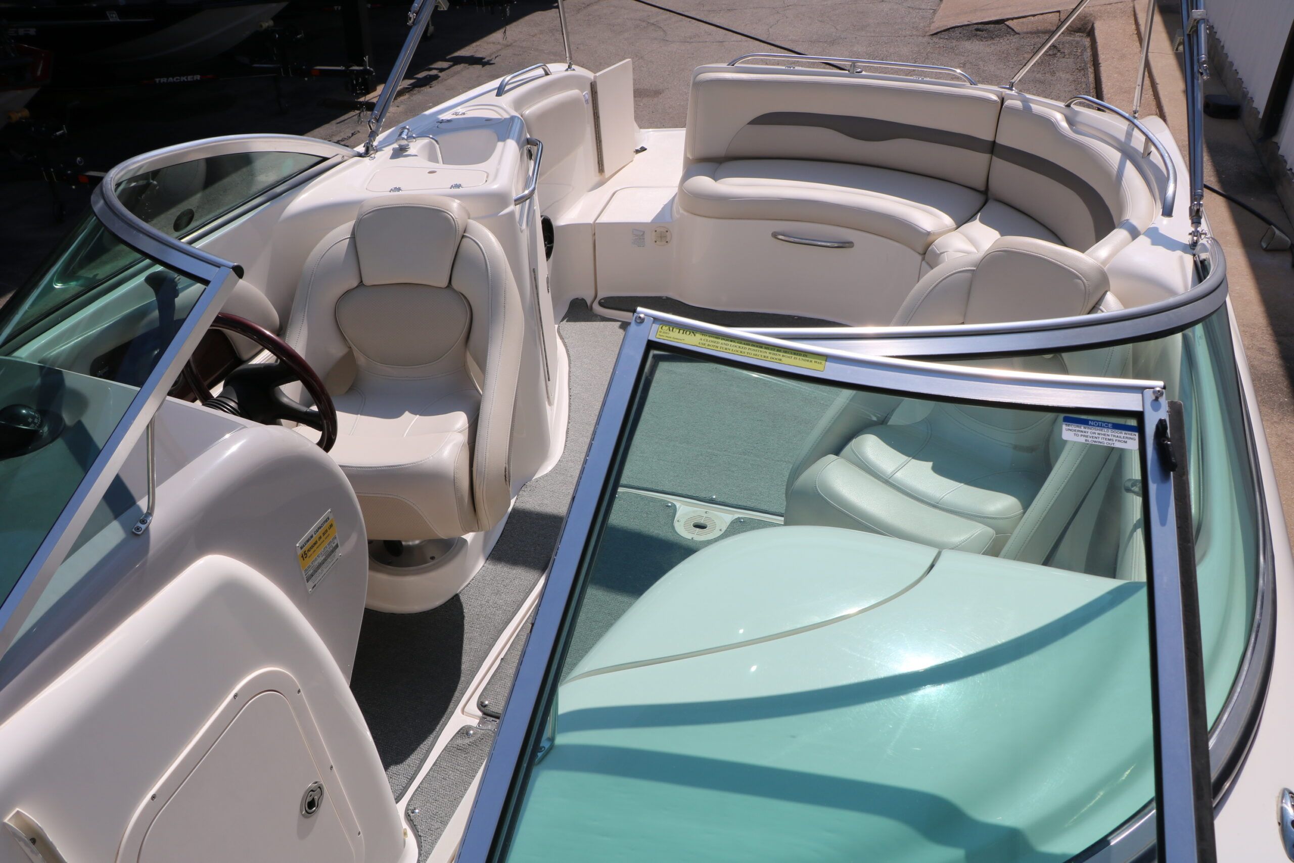 2005 Chaparral Sunesta 254 - 28