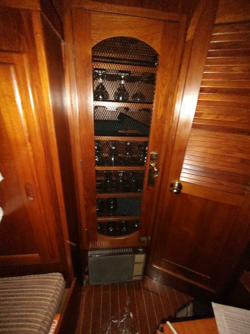 1988 Brewer Kaiulani - Image 40