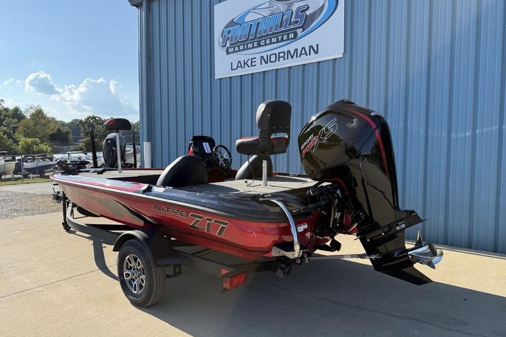 2026 Nitro Z17 boat at Foothills Marine Center, Lake Norman.