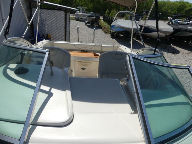 2003 Sea Ray 225 Weekender - 21