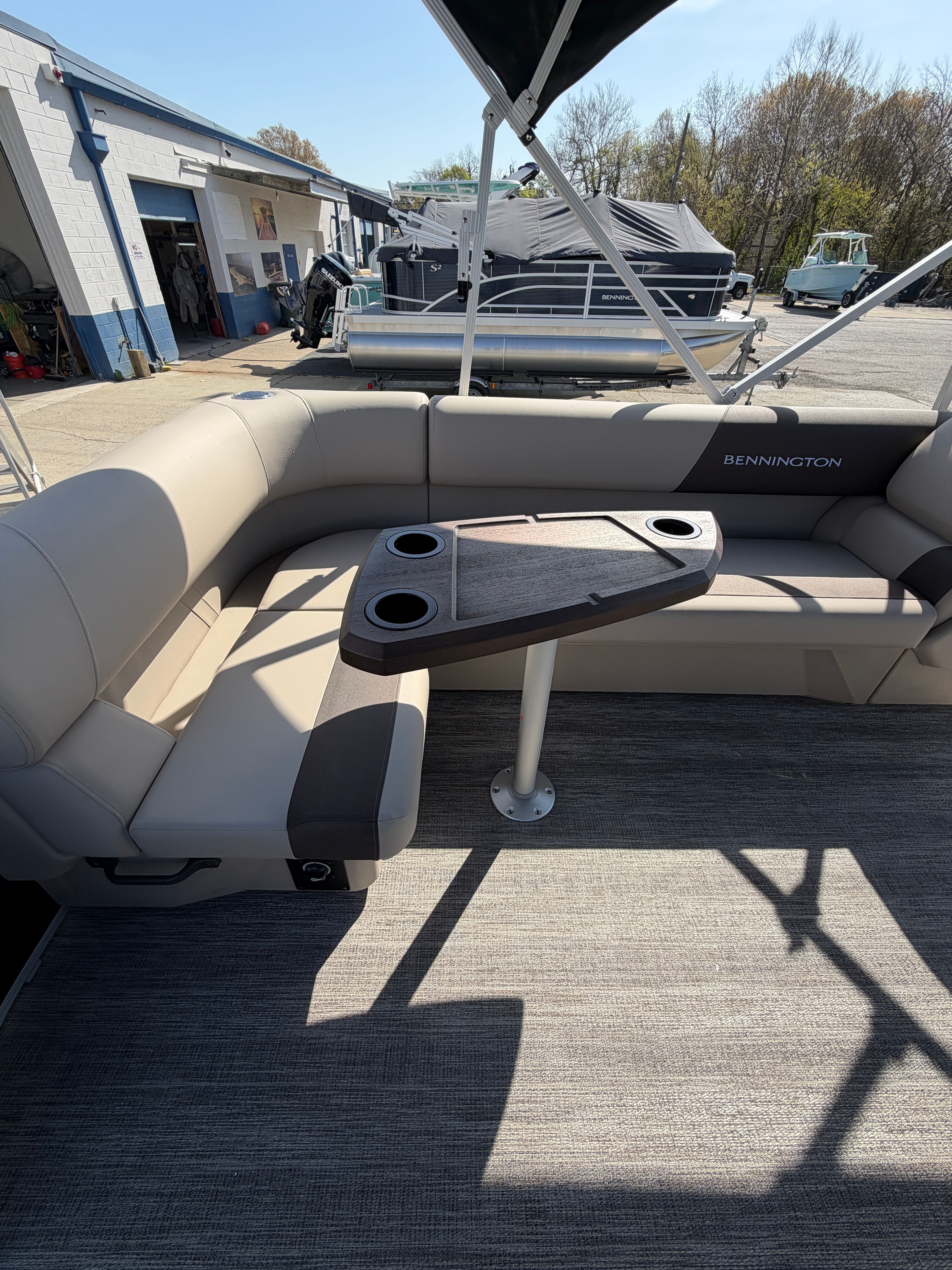 2026 BENNINGTON 21 SL - Image 12