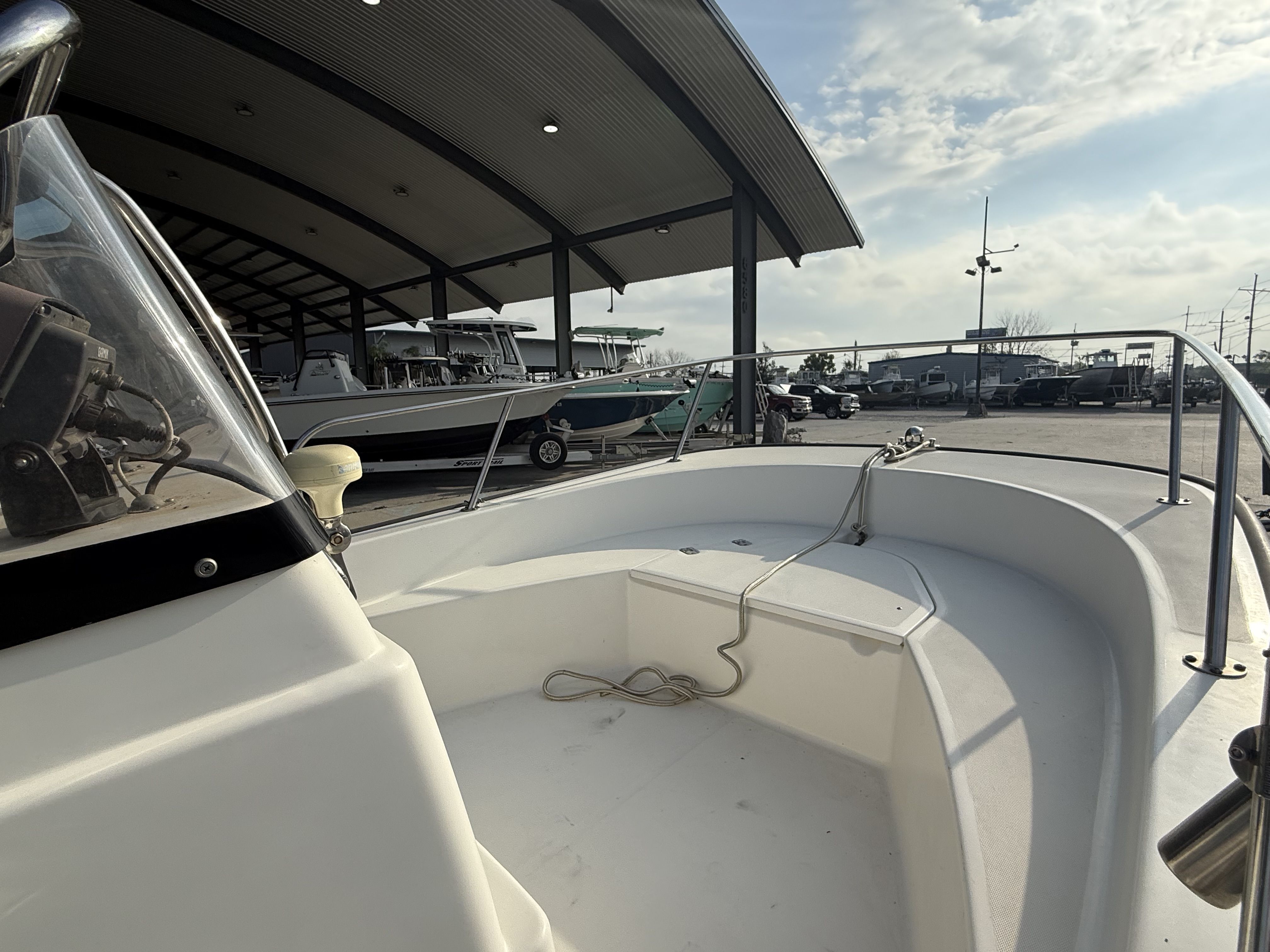 2005 Boston Whaler 17 Montauk - 14