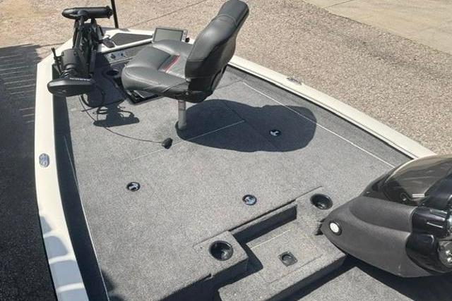 2021 Tracker Pro Team 175 TXW Tournament Edition boat deck with seating and controls.