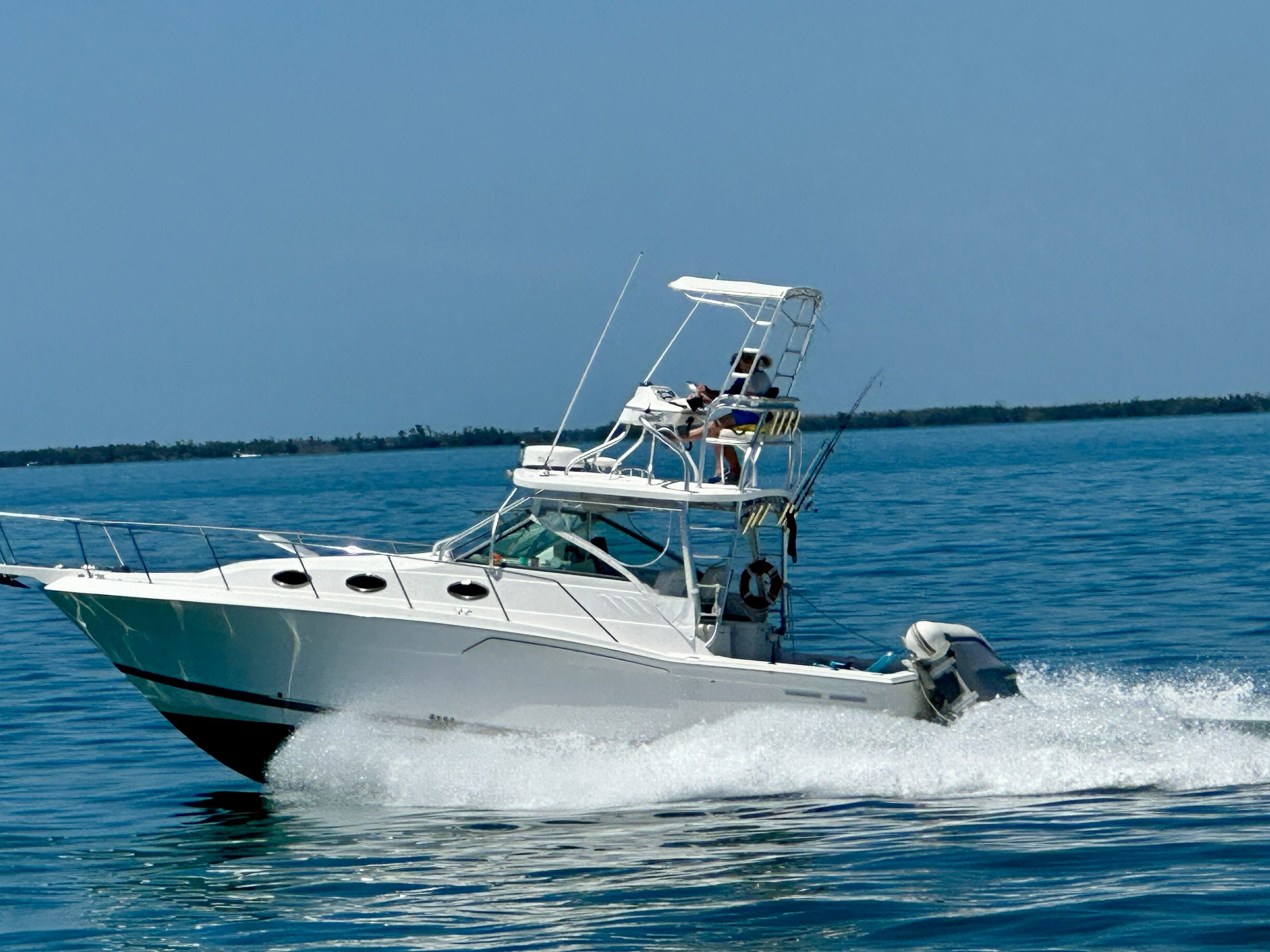 2006 Wellcraft 330 Coastal