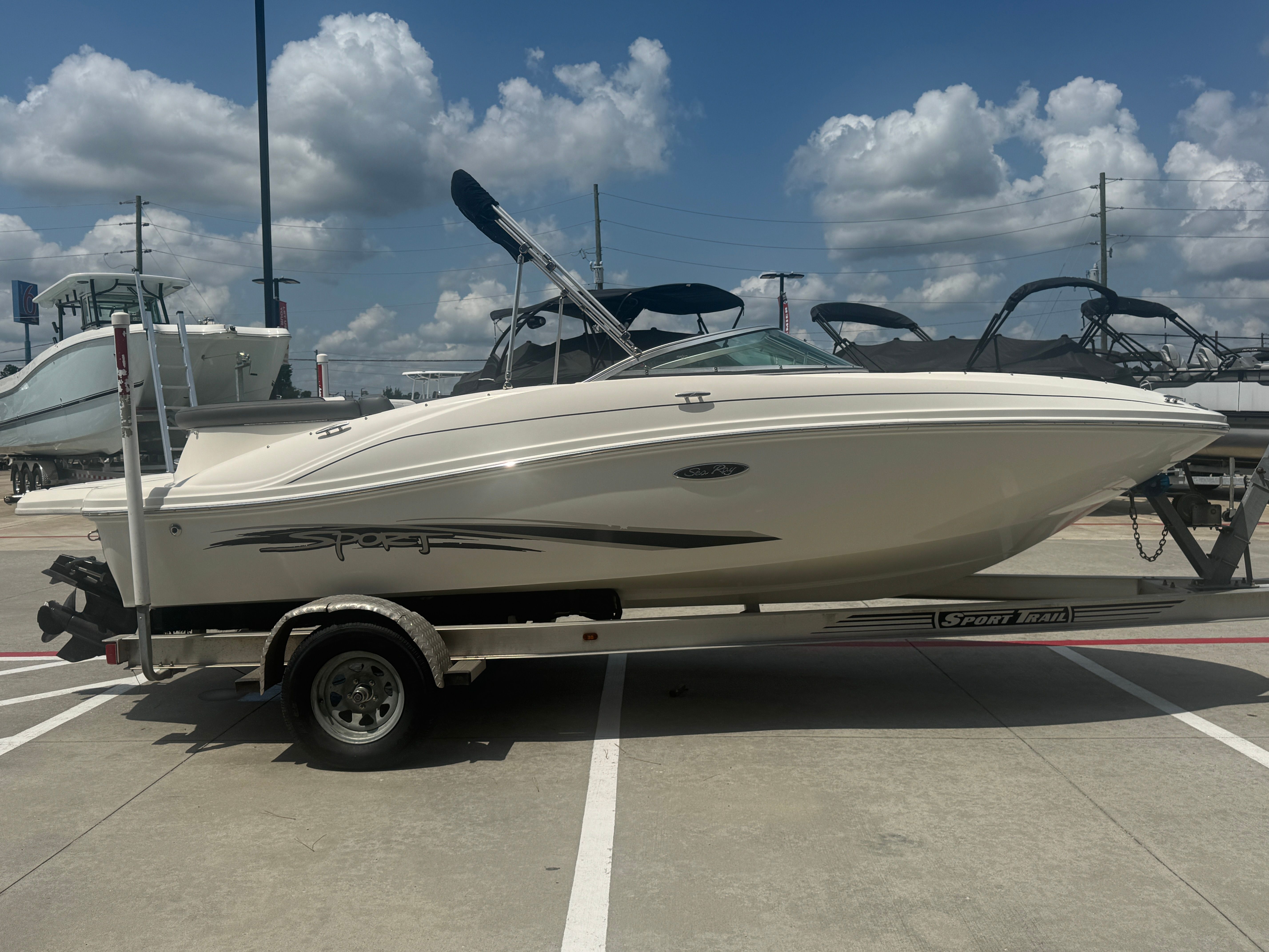 2011 Sea Ray 185 Sport - 8