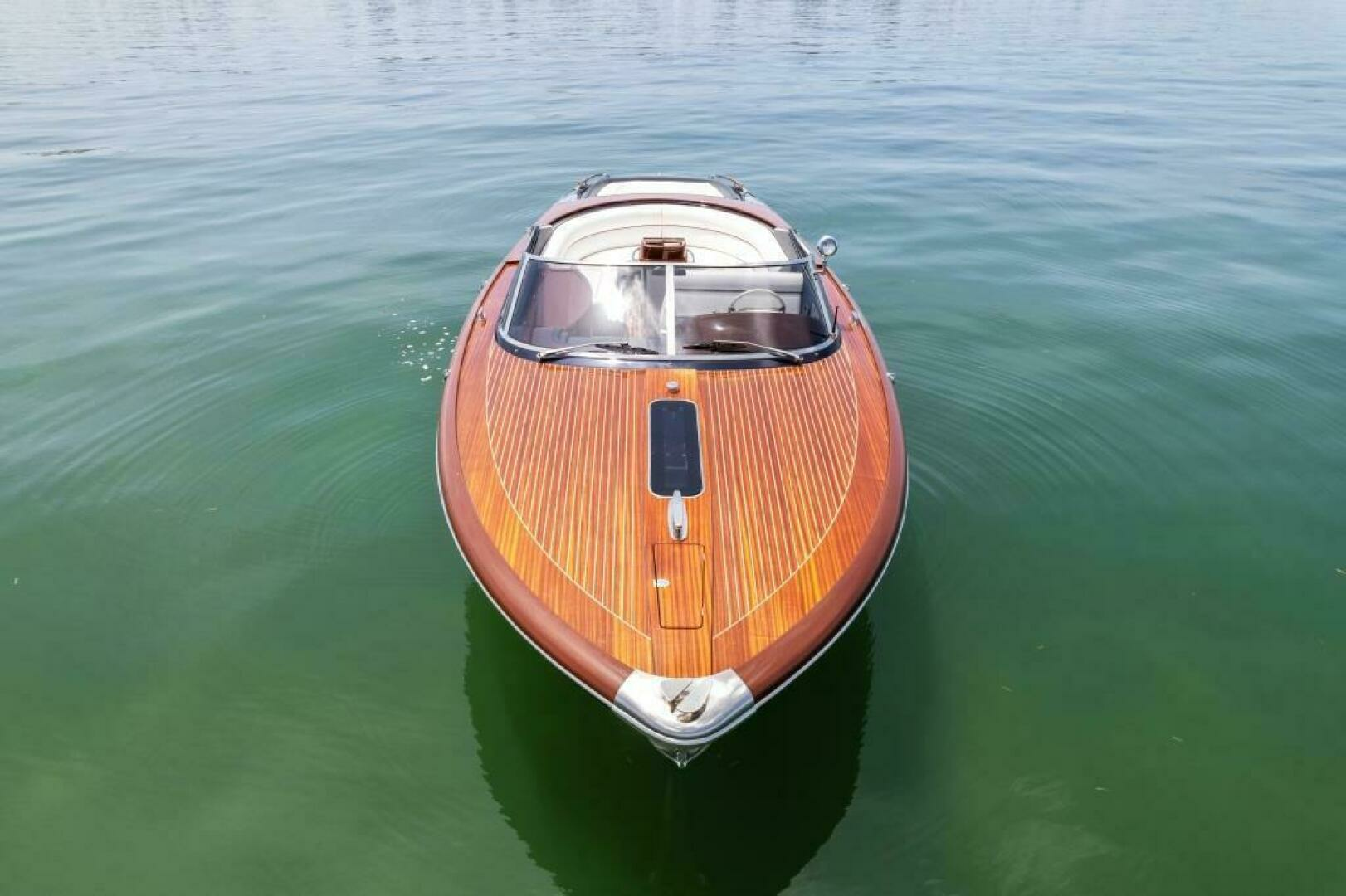 2020 Riva — - Image 11