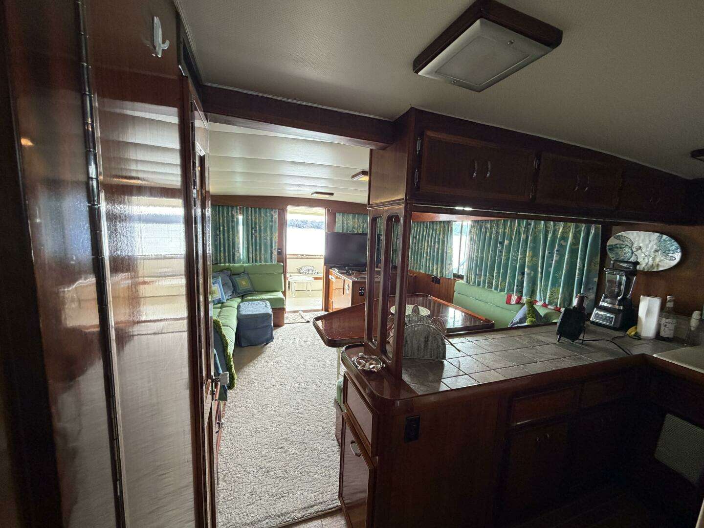 1975 Hatteras 58 LRC - Image 29