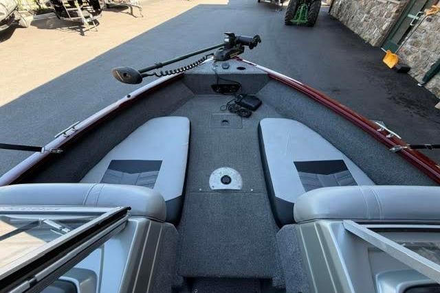 2017 Tracker Pro Guide V-175 Combo boat interior with seating and trolling motor.