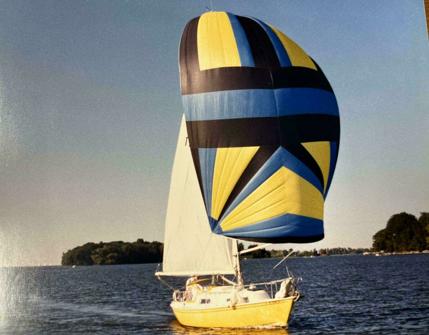 1980 Pearson Pearson 30 - Image 2