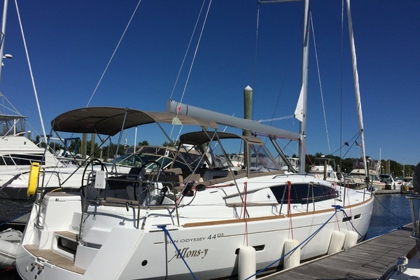 2016 Jeanneau 44 DS