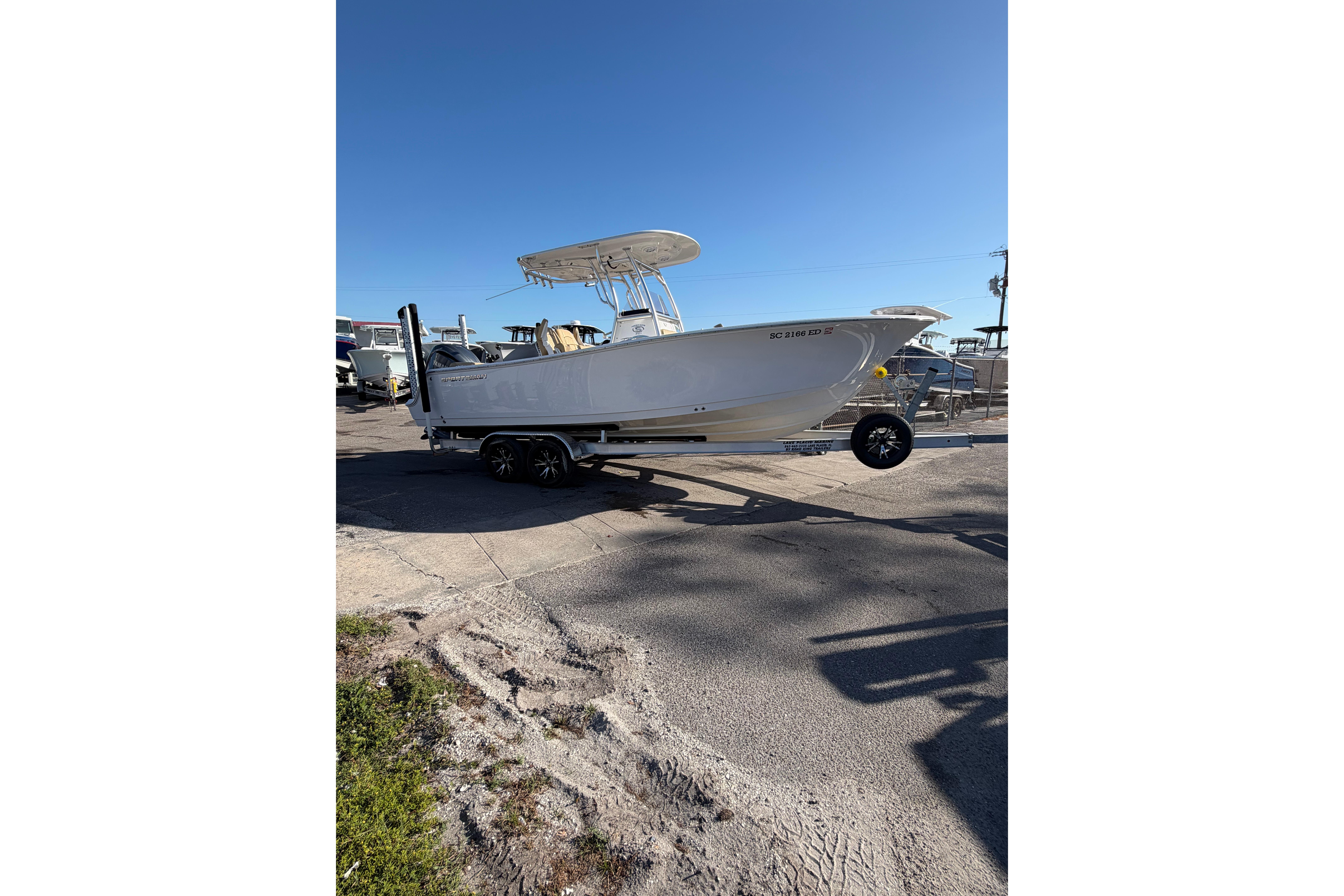 2023 Sportsman Heritage 241 Center Console