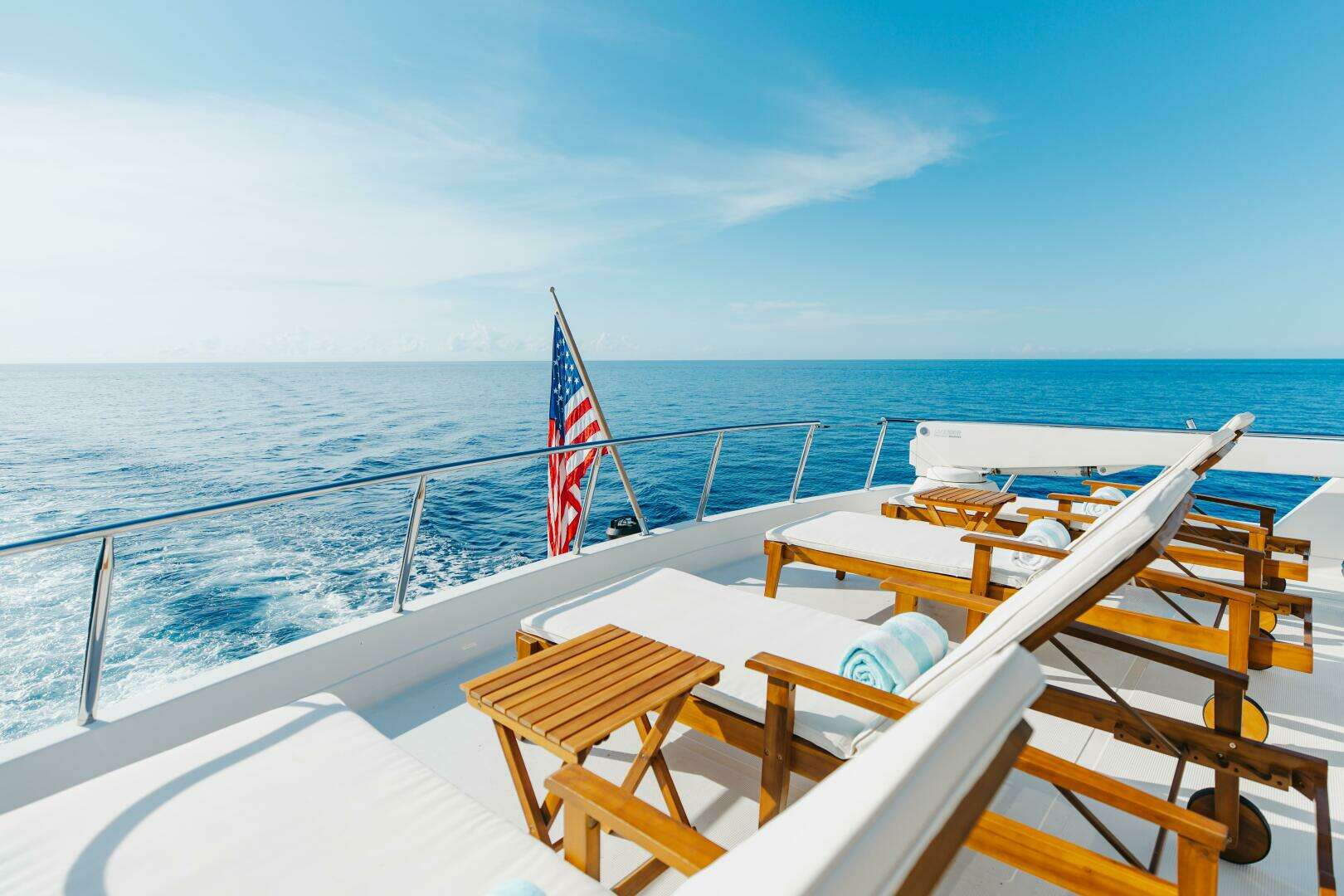 2007 President Tri-Deck - Image 14