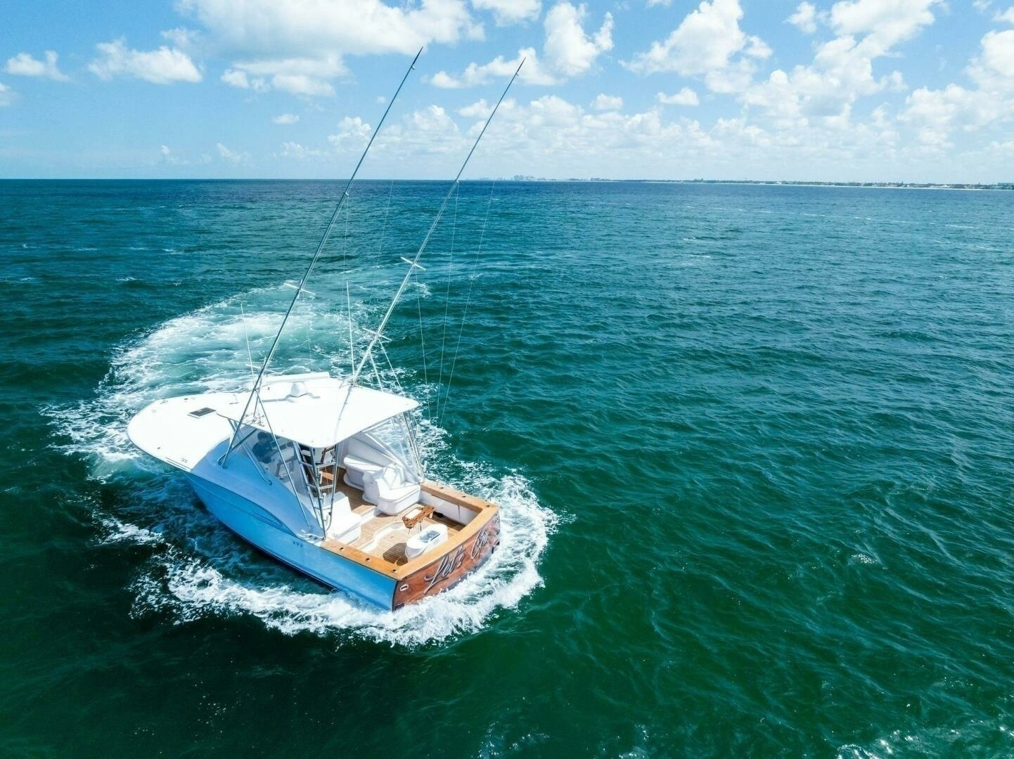 2018 Custom Carolina 35 Express - Image 52
