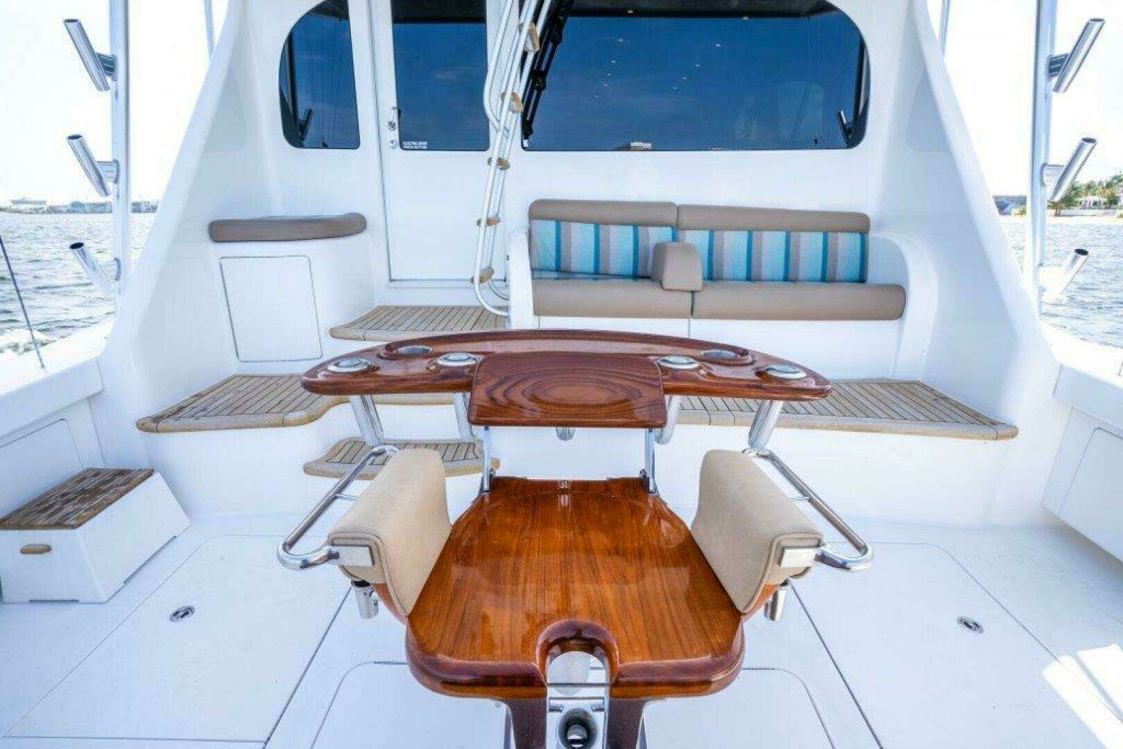 2015 Viking 66 Convertible - Image 28