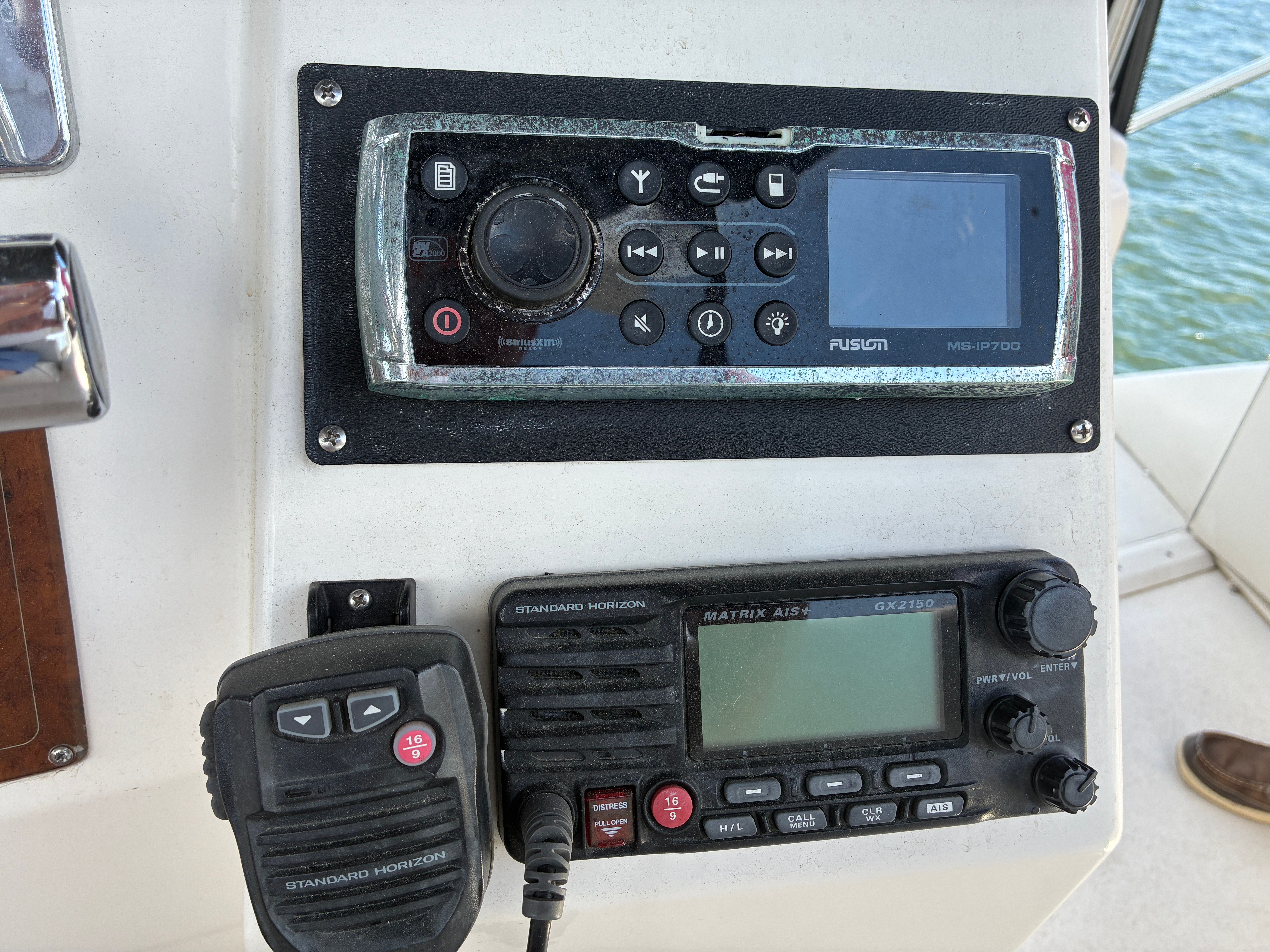 Navigation and communication equipment on a 2001 Silverton 392 Motor Yacht.