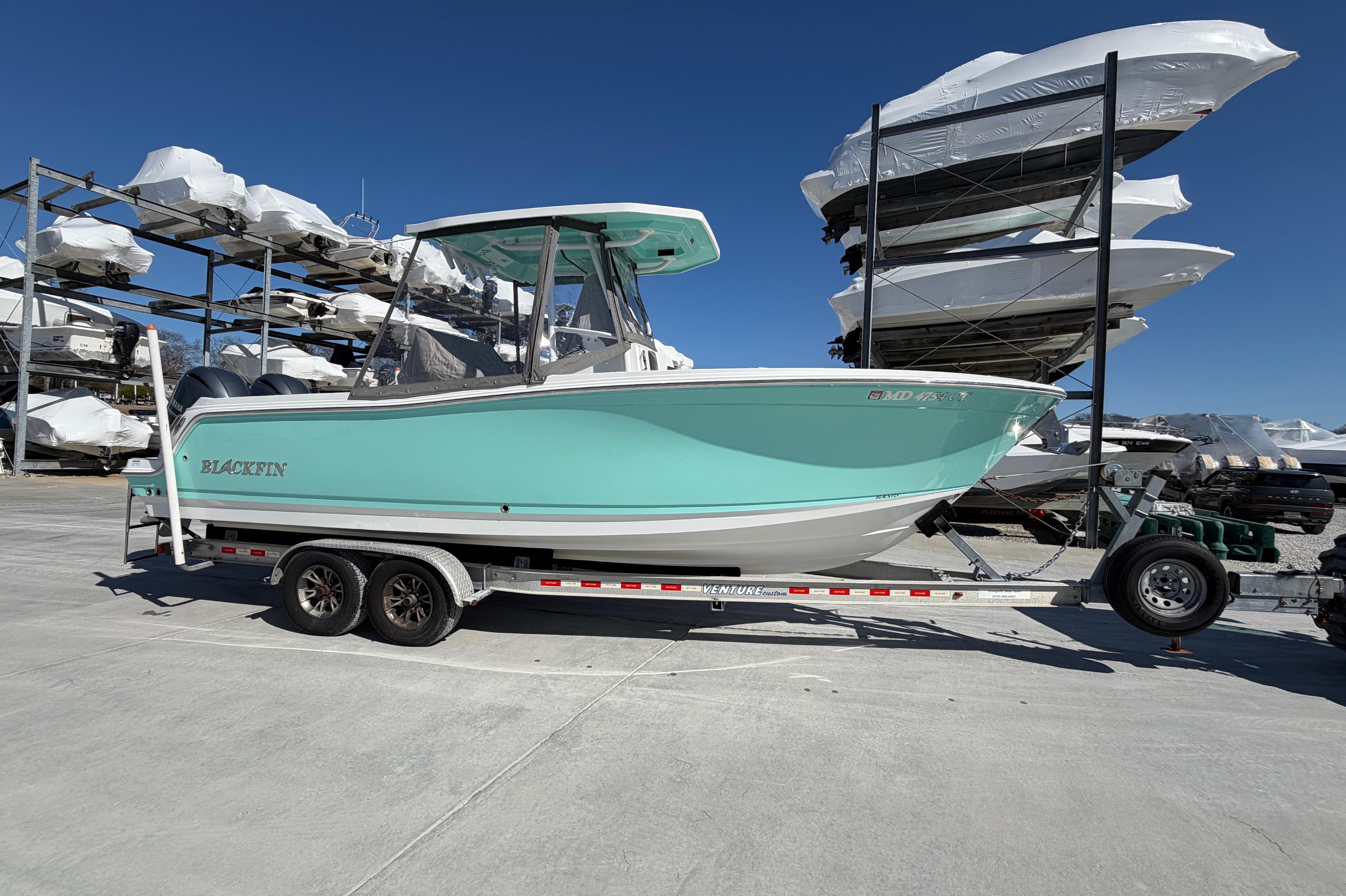 2020 Blackfin 242 CC