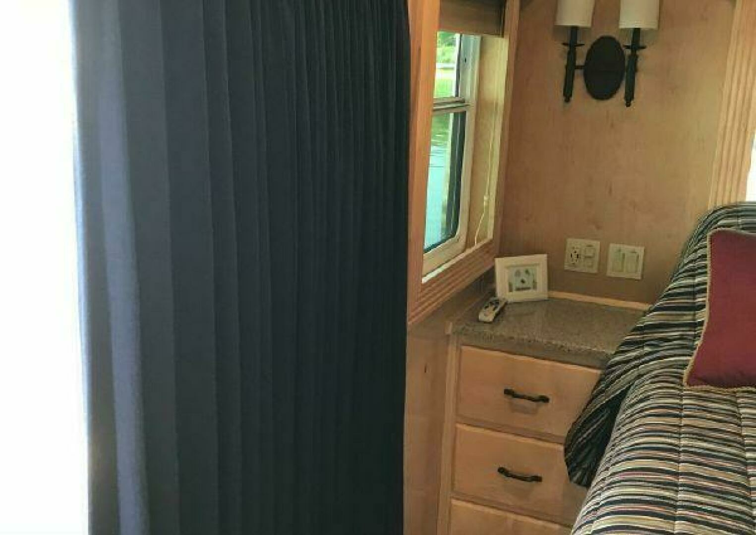 2017 Sumerset Houseboat - Image 54