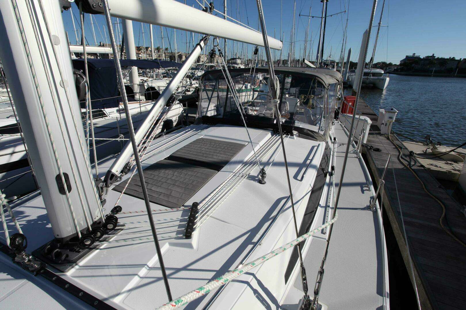 2025 Catalina 426 - Image 71