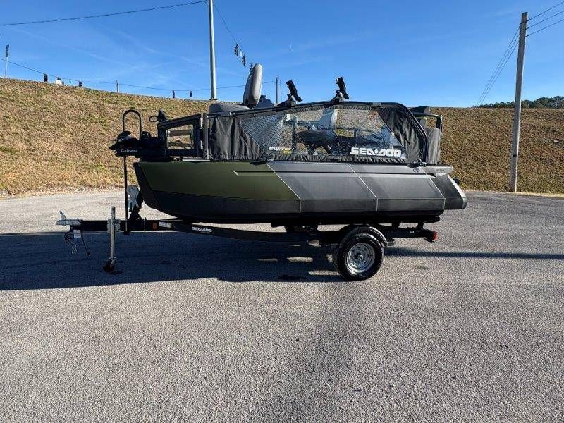 2026 Sea-Doo Switch Fish 18 - 8