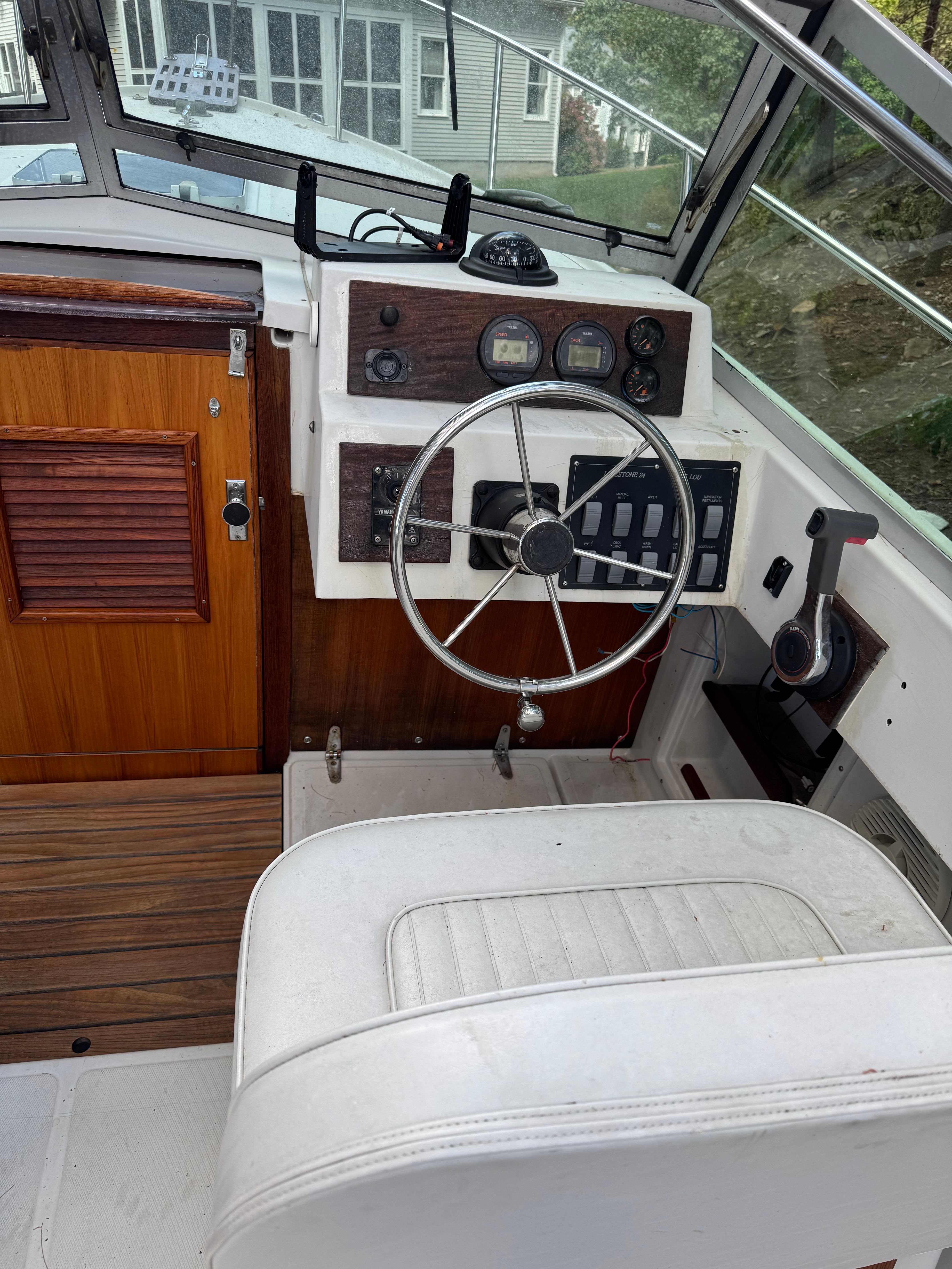 1989 Limestone 24 Runabout - 4