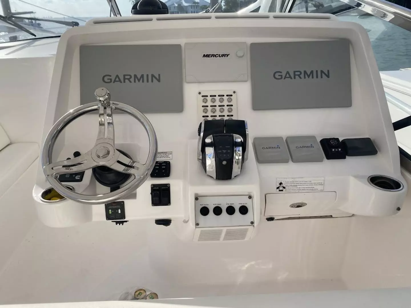 2019 Intrepid 475 Sport Yacht - Image 10