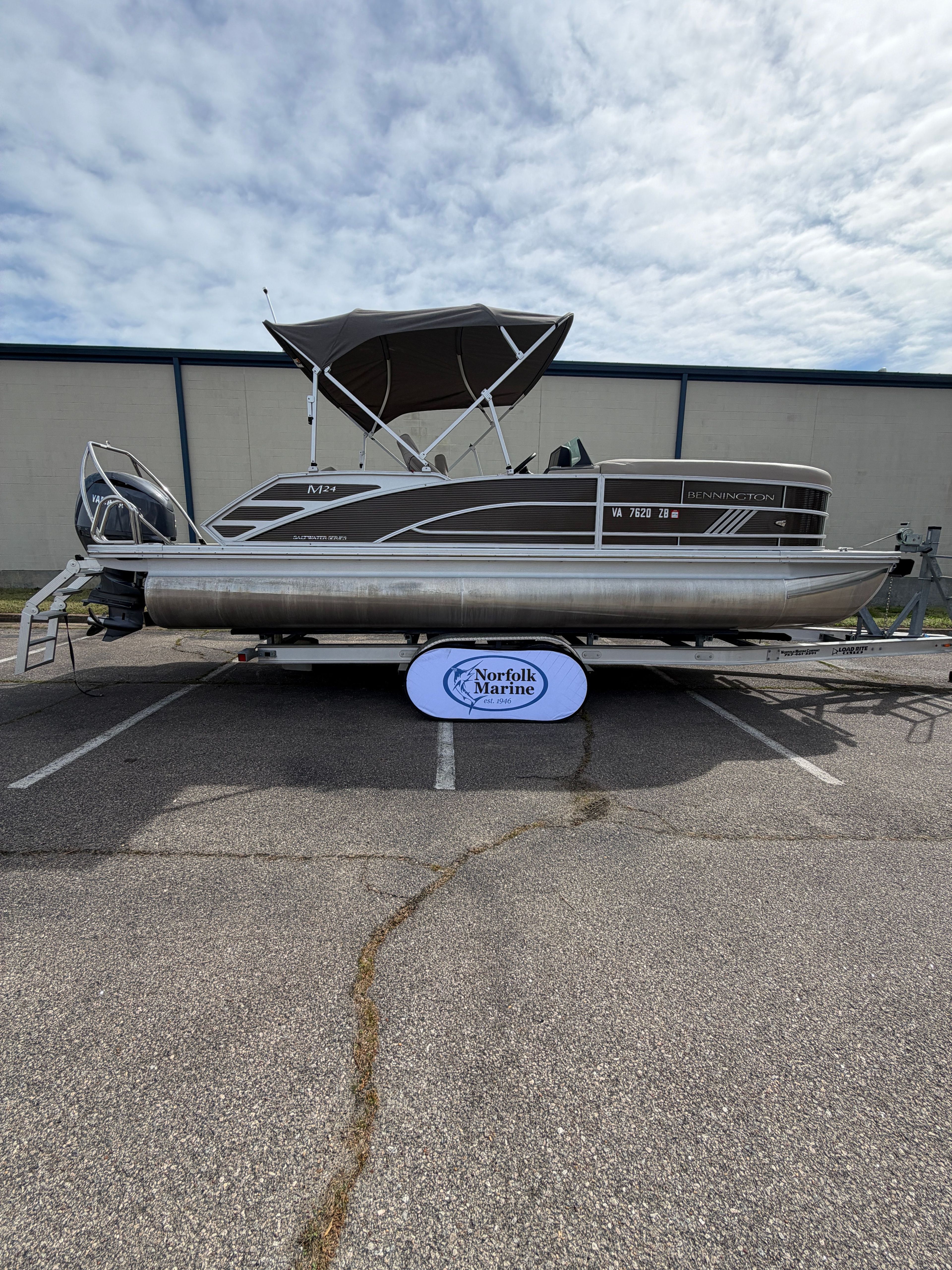2025 Bennington 24 MSB SPS
