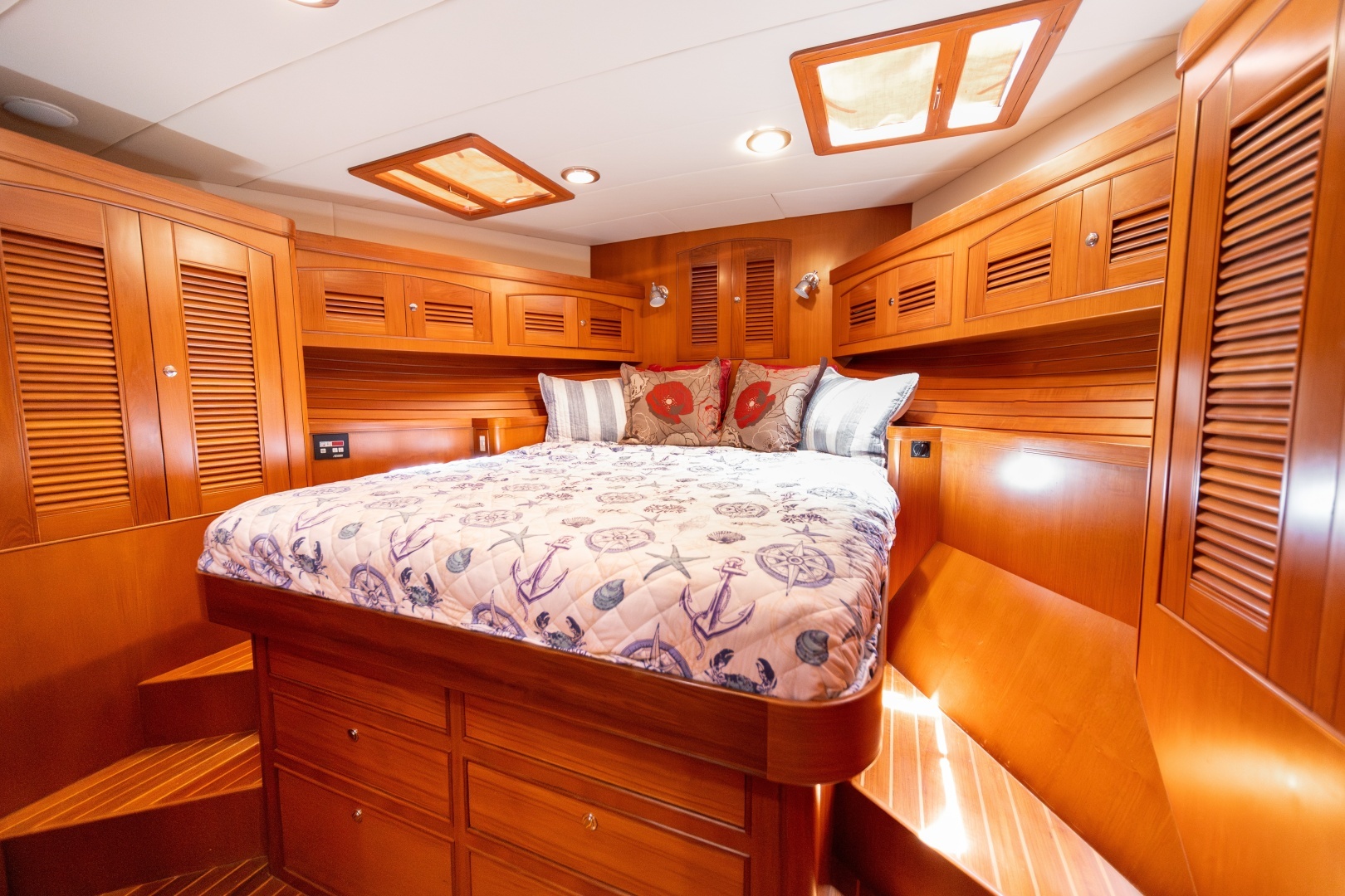 2003 Marlow Explorer 65C - Image 15