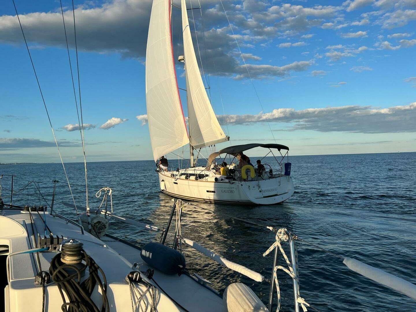 2014 Jeanneau 379 - Image 4
