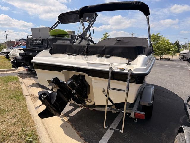 2011 Bayliner 184SF - 3