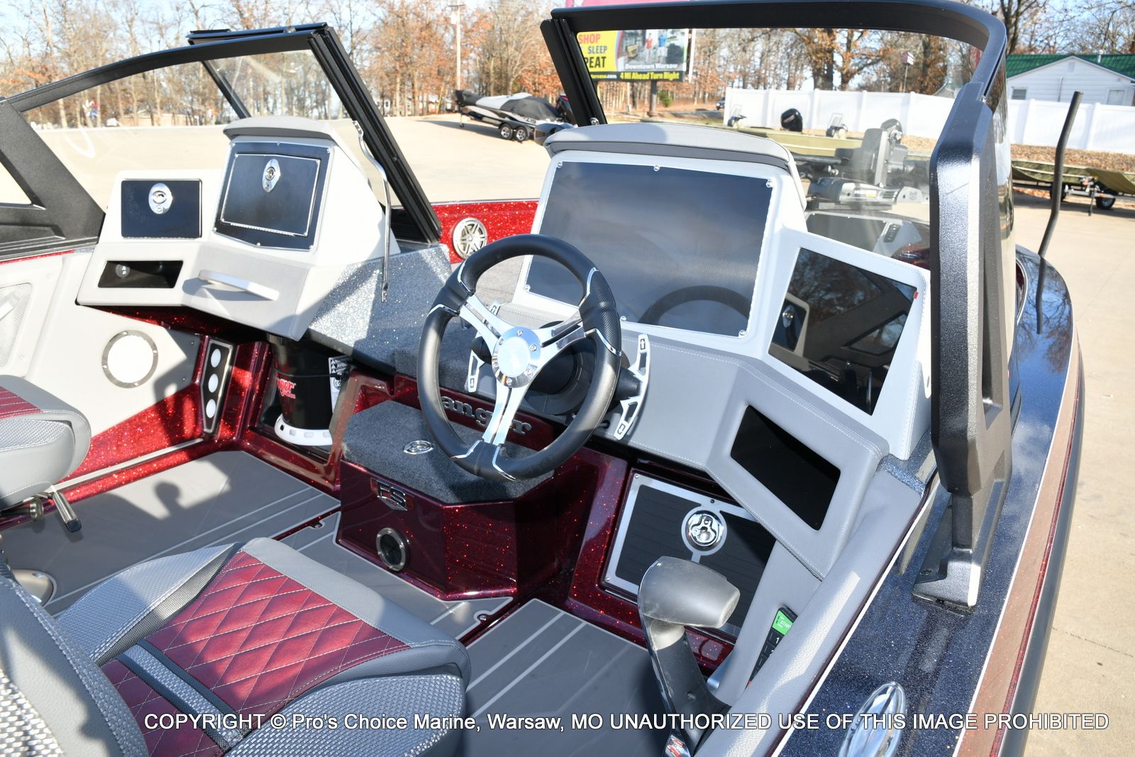 2026 Ranger 621FS Pro w/400HP Mercury Verado V-10 - 31