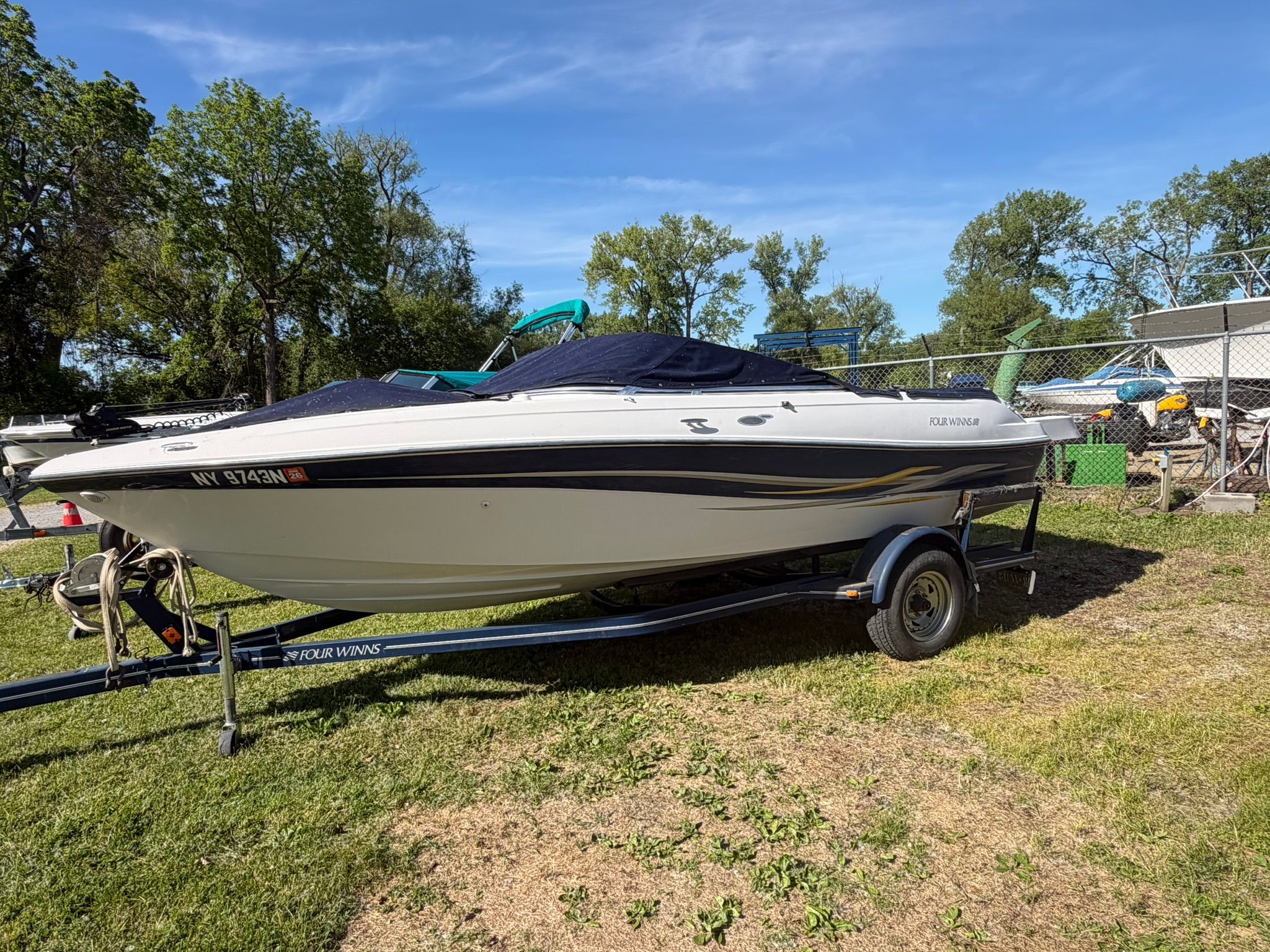 2006 Four Winns 203 Horizon Fish