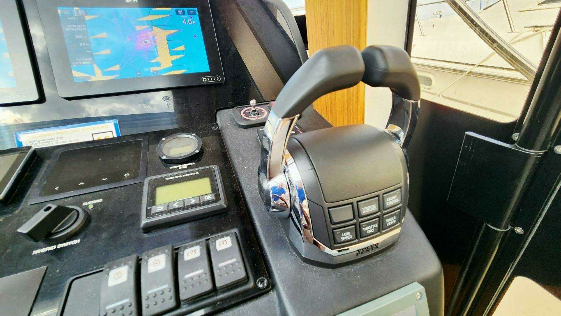 2022 Greenline 40 Hybrid - Image 36