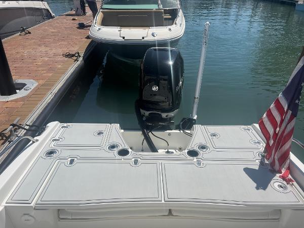 2009 Boston Whaler 230 Dauntless - 4