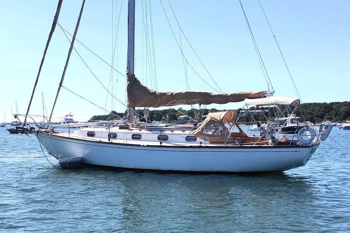 1979 Cape Dory 36