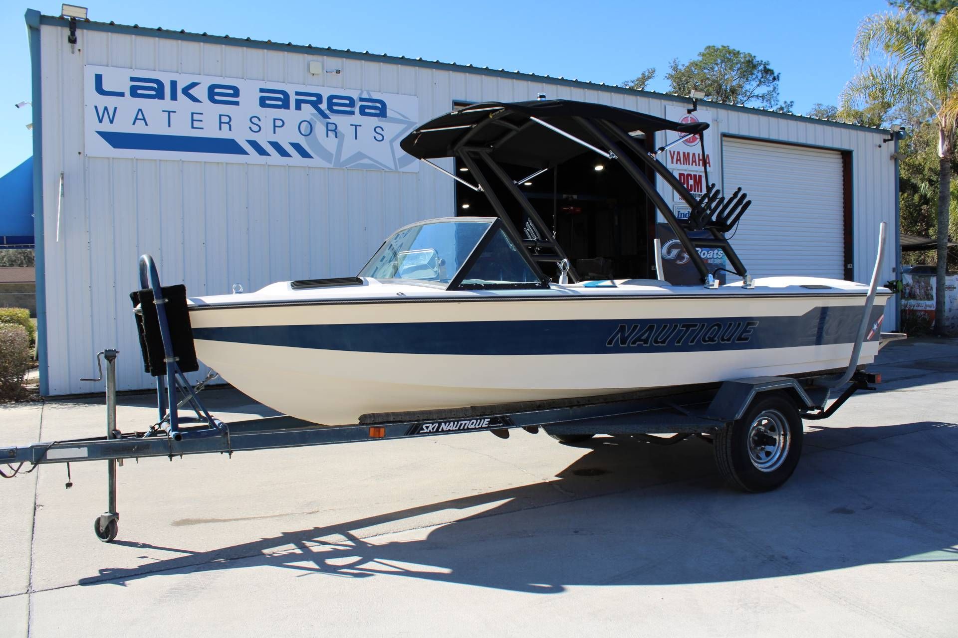 1986 Nautique 2001 - 2