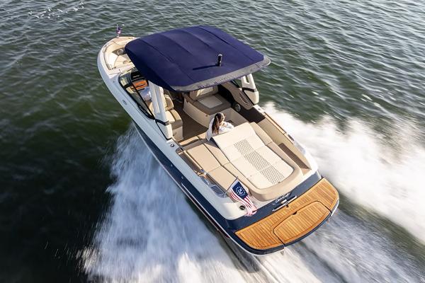 Manufacturer Provided Image: 2025 Chris-Craft Sportster 25 boat cruising on water.