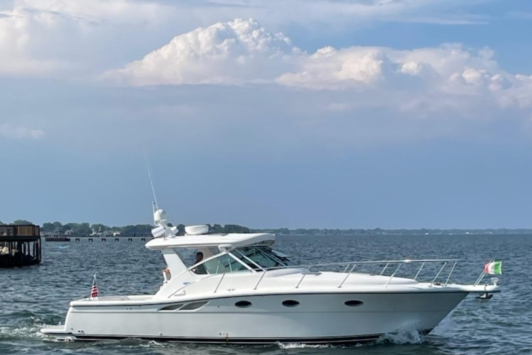 2001 Tiara Yachts 3500 Open