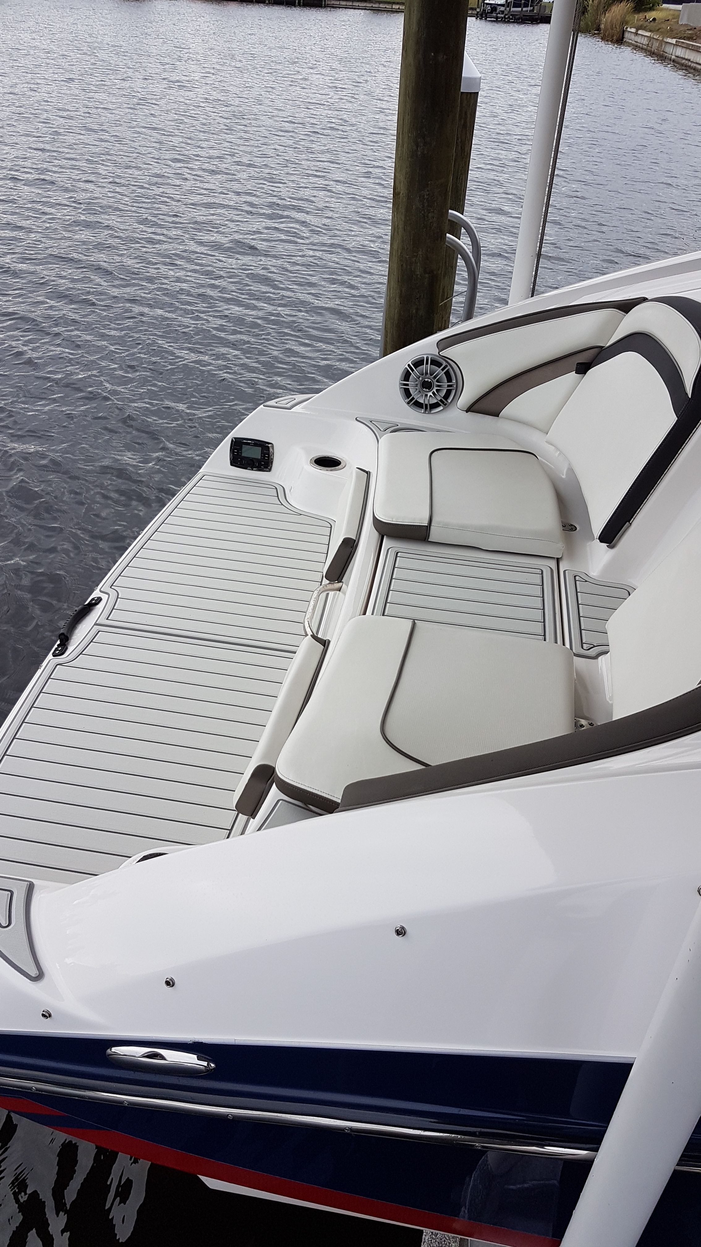 2016 Yamaha Boats 242 Limited E-Series - 6